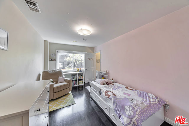 3938 Tracy Street, Los Angeles CA: https://media.crmls.org/mediaz/9da0595a-87bc-4aae-910a-e4380b06c919.jpg