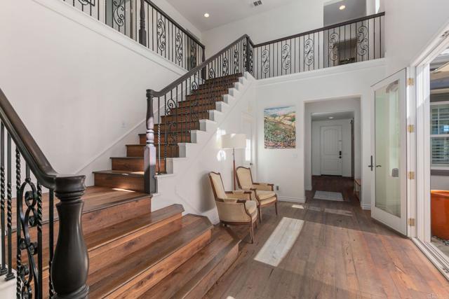 Image 22 of 74 For 1251 Holmgrove Drive