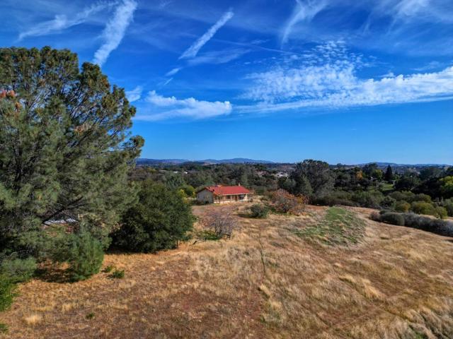 4505 4 X Ranch Road, Burson CA: https://media.crmls.org/mediaz/9da40e1f-aaaf-41b4-8a4c-aaaa8fcdd2e0.jpg