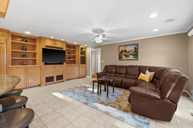 Image 17 of 51 For 2971 Lansford Avenue