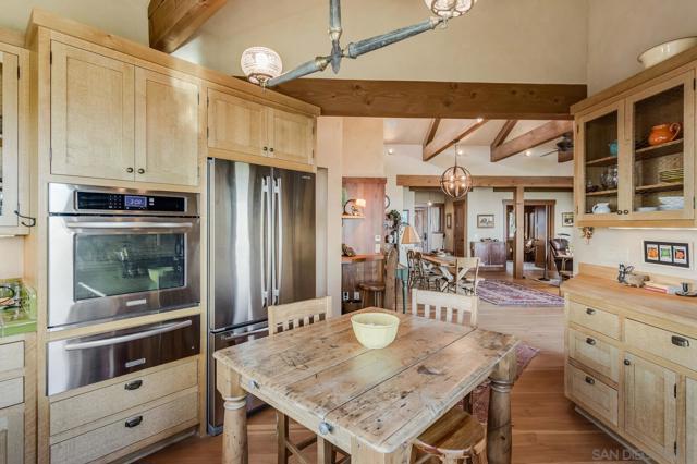 35750 Mountain Circle Drive, Julian CA: https://media.crmls.org/mediaz/9da57597-bfc6-4d11-a5ed-ca4d71141b82.jpg