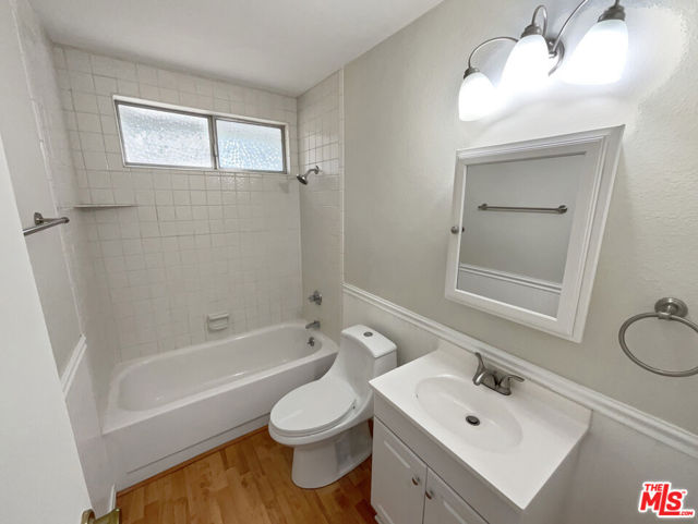 604 Sandy Avenue photo 5