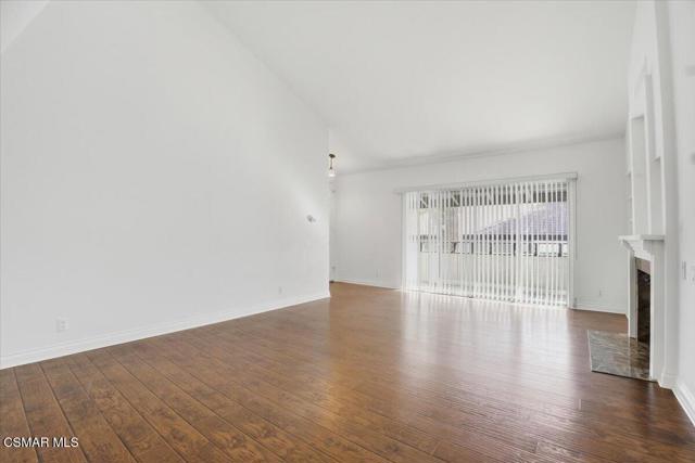 31505 Lindero Canyon Road, Westlake Village CA: https://media.crmls.org/mediaz/9da96e68-92a1-4b70-9a29-2378baaecd9d.jpg