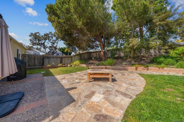 Detail Gallery Image 7 of 33 For 1826 via Quinto, Oceanside,  CA 92056 - 3 Beds | 2 Baths