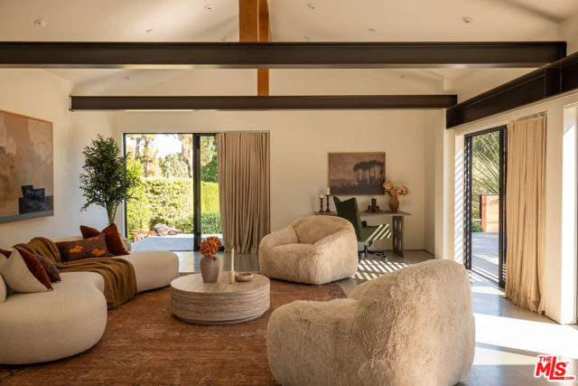 28036 Sea Lane Drive, Malibu CA: https://media.crmls.org/mediaz/9daa6960-9f84-43be-aa44-ec489580c467.jpg
