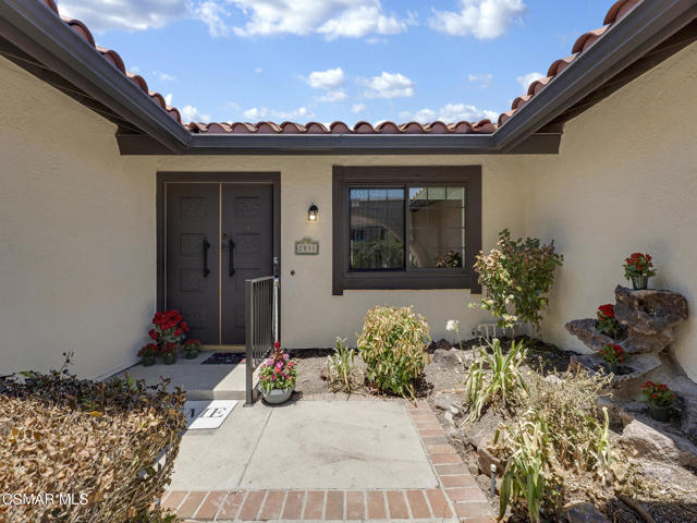 2031 Channelford Road, Westlake Village CA: https://media.crmls.org/mediaz/9daa82a7-fc7f-4cb2-be34-f77f623a5148.jpg