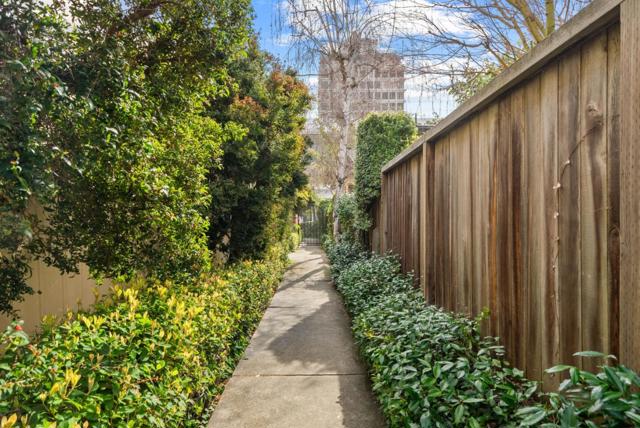 539 Lytton Avenue, Palo Alto CA: https://media.crmls.org/mediaz/9dabefcd-5070-43c7-b00c-5808b66bbf7a.jpg