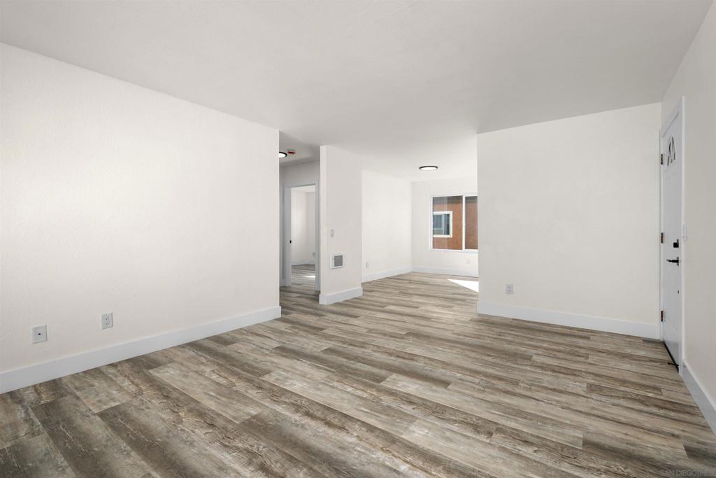 1611 Pentecost Way - photo 4