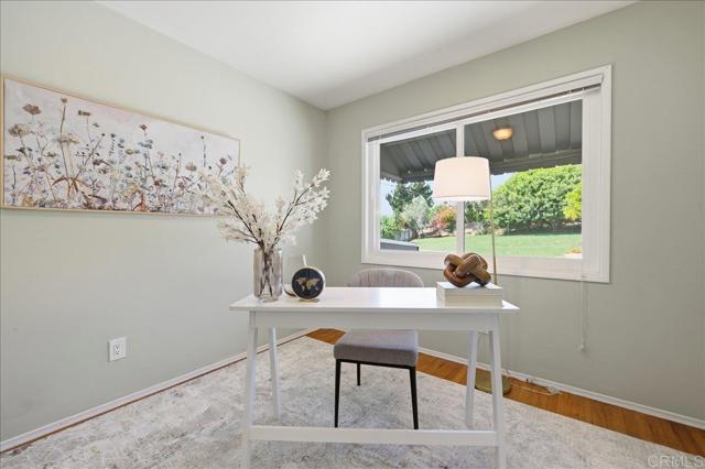 Detail Gallery Image 11 of 28 For 387 Girard Way, Vista,  CA 92084 - 3 Beds | 2 Baths
