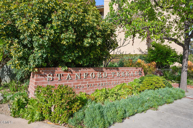 Detail Gallery Image 3 of 41 For 4275 via Arbolada #209,  Los Angeles,  CA 90042 - 3 Beds | 2 Baths