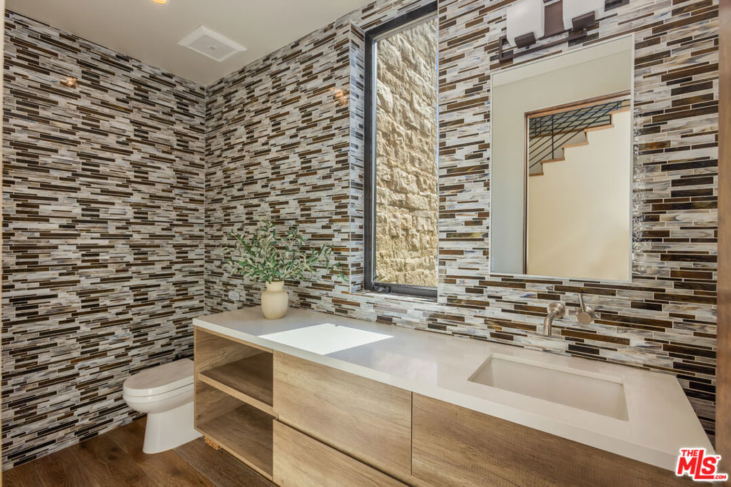 MLS #26839557 image #16