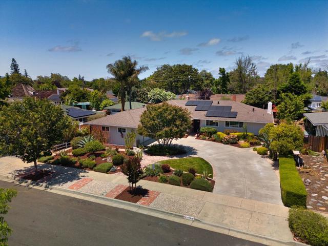 2763 Gardendale Drive, San Jose CA: https://media.crmls.org/mediaz/9dacff9b-c5ad-4201-99fb-363e3fb93230.jpg