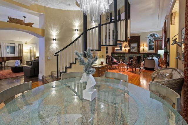 1115 S Mollison Ave, El Cajon CA: https://media.crmls.org/mediaz/9dad8c39-89d3-4019-93f8-46c0a5274d28.jpg