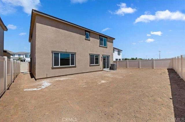 Detail Gallery Image 34 of 37 For 19347 Bigfork Rd, Lake Elsinore,  CA 92532 - 4 Beds | 3 Baths