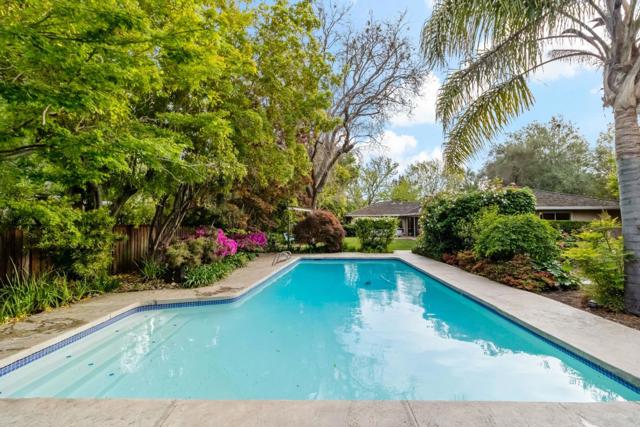 97 Snowden Avenue, Atherton CA: https://media.crmls.org/mediaz/9daee042-acc3-4614-89a6-220a4bc17402.jpg
