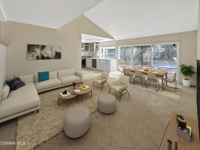 3002 Granville Avenue, Simi Valley CA: https://media.crmls.org/mediaz/9db27fdc-fc10-44d0-b196-cccf71b15a2b.jpg