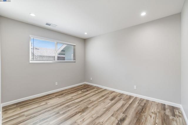 4643 sloan, Fremont CA: https://media.crmls.org/mediaz/9db2857e-1159-414d-a638-1eecfe81f181.jpg
