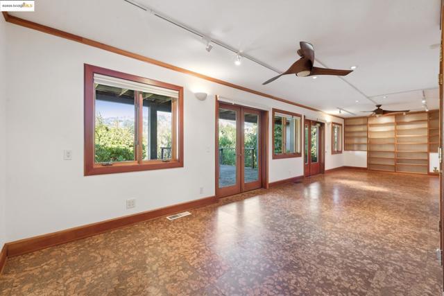 Image 46 of 60 For 6148 Ocean View Dr