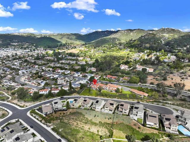 Detail Gallery Image 32 of 33 For 1337 Gary Ln, Escondido,  CA 92026 - 2 Beds | 2/1 Baths