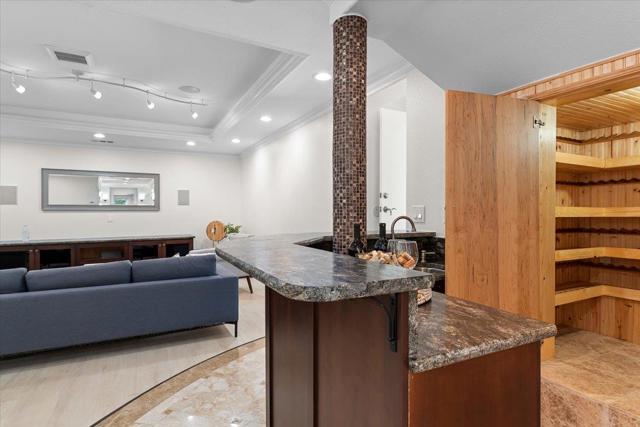 Image 35 of 54 For 10387 Avenida Lane