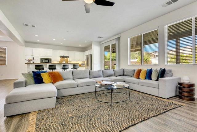 84400 Onda Drive, Indio CA: https://media.crmls.org/mediaz/9db5a48c-ccfb-4b8c-92c3-707da908a334.jpg
