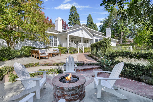 Detail Gallery Image 3 of 29 For 832 Valley Crest St, La Canada Flintridge,  CA 91011 - 5 Beds | 5/1 Baths