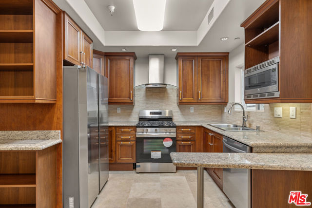 11323 Huston Street, North Hollywood CA: https://media.crmls.org/mediaz/9db66619-7b1e-41f8-bdf3-b31bccbec62e.jpg