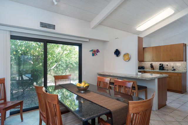 34955 Mission Hills Drive, Rancho Mirage CA: https://media.crmls.org/mediaz/9db6ac60-a5de-4ed7-bf9d-49b2f79c5c49.jpg