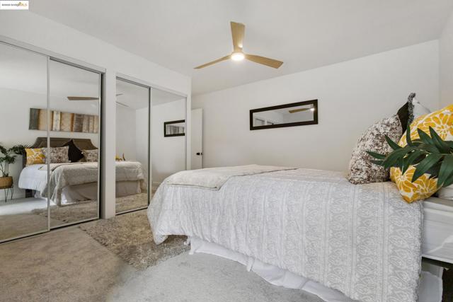 5 Admiral Dr, Emeryville CA: https://media.crmls.org/mediaz/9db8e436-2966-4aa8-89a1-399efc48618d.jpg