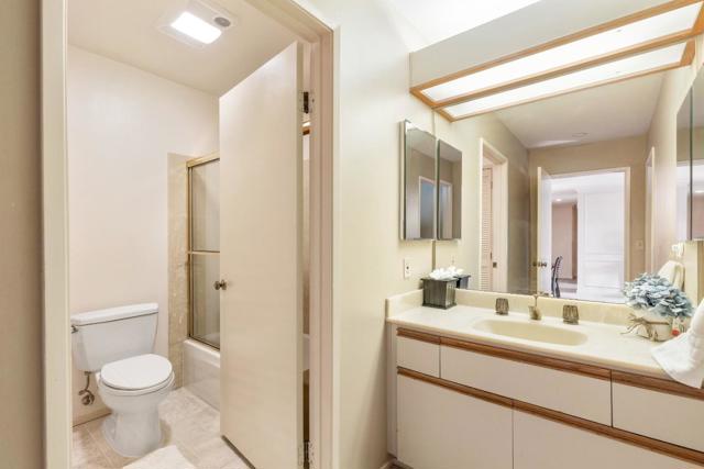 780 Sea Spray Lane, Foster City CA: https://media.crmls.org/mediaz/9dba2576-2ea4-4c90-9c24-c0f6b171a2a2.jpg