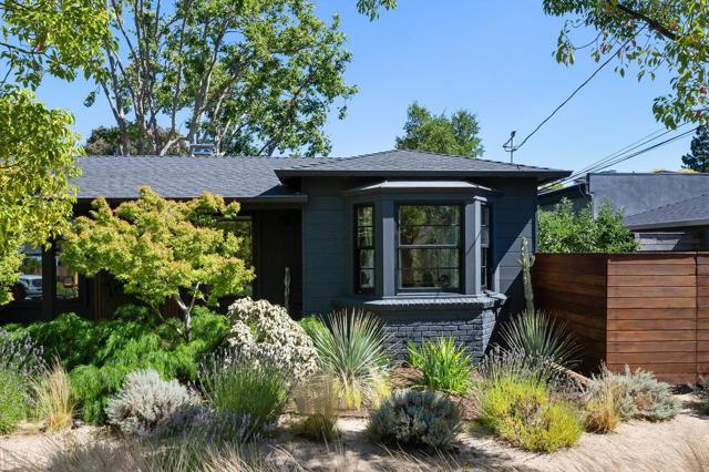 137 30th Avenue, San Mateo CA: https://media.crmls.org/mediaz/9dba76b6-e73d-494f-9f1e-06cb92a69891.jpg