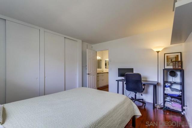 2609 Pico Pl, San Diego CA: https://media.crmls.org/mediaz/9dba8f80-e627-43fc-831c-9f9c30befb04.jpg