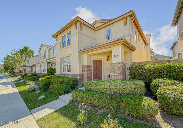 2511 Aurora Lane, Simi Valley CA: https://media.crmls.org/mediaz/9dbaed8b-bac8-4c00-87a2-e450bb727b6f.jpg
