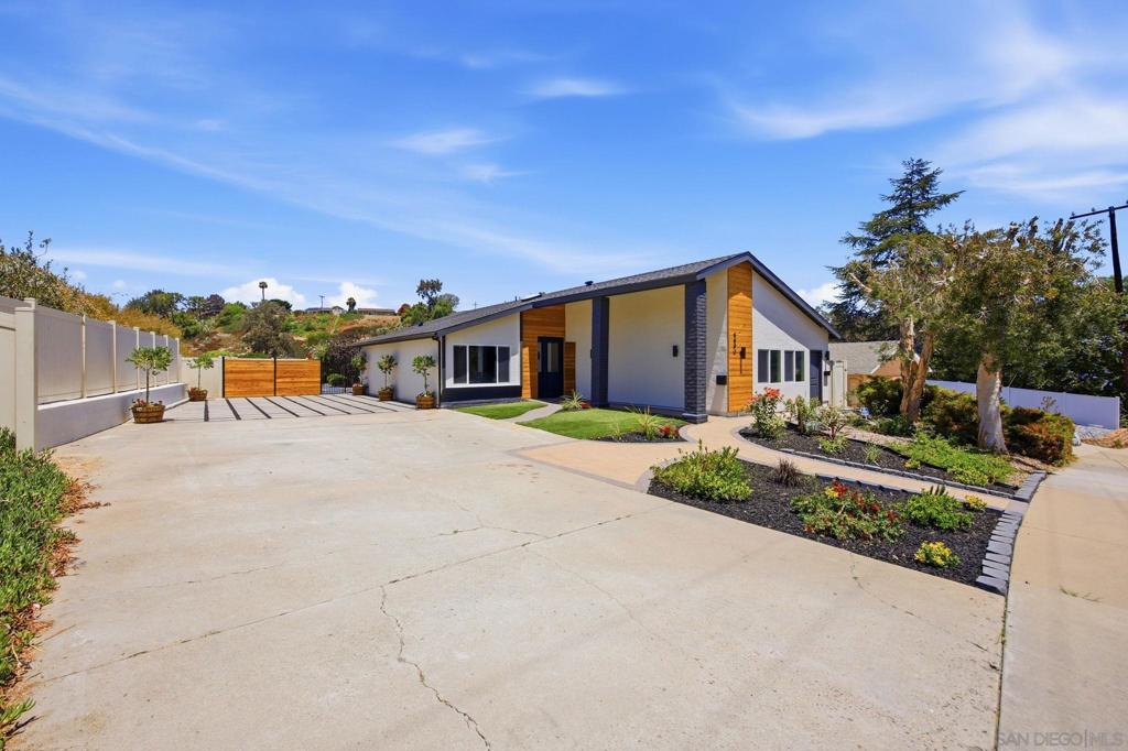 6690 Gullstrand St - photo 5