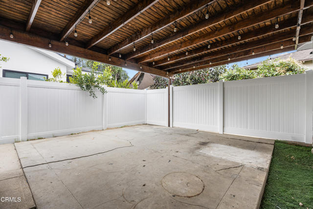 Detail Gallery Image 11 of 17 For 18207 Acre St, Los Angeles,  CA 91325 - 3 Beds | 2 Baths