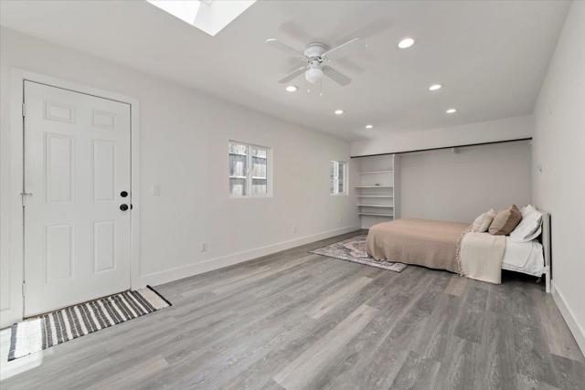 789 Canada Road, Woodside CA: https://media.crmls.org/mediaz/9dbb81c4-ead7-4870-9079-90555b98b02d.jpg