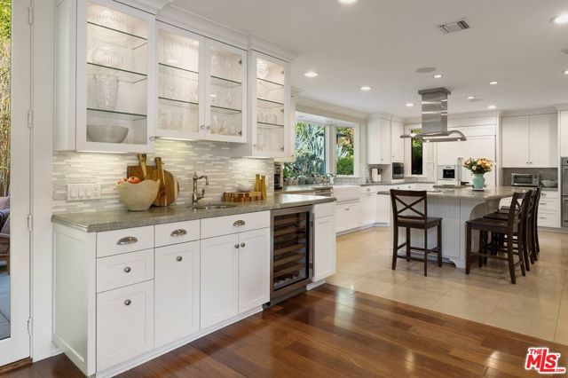 13481 Bayliss Road, Los Angeles CA: https://media.crmls.org/mediaz/9dbdcc7a-4faf-407a-b520-19a0cb6c9065.jpg
