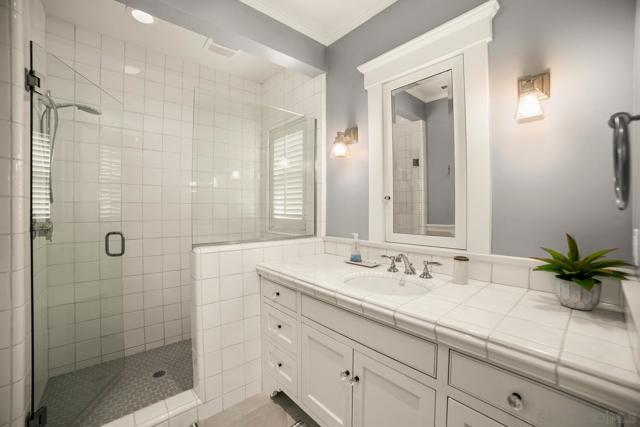 Image 44 of 58 For 820 Glorietta Blvd