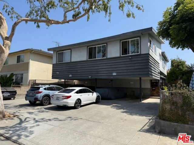3842 College Avenue, Culver City CA: https://media.crmls.org/mediaz/9dbf3198-d3b5-4894-803f-20f32bfeb125.jpg