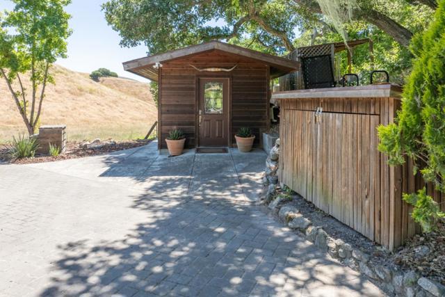 31315 Via La Naranga, Carmel Valley CA: https://media.crmls.org/mediaz/9dbffb07-c45d-4d83-b2b2-1270c25592f8.jpg
