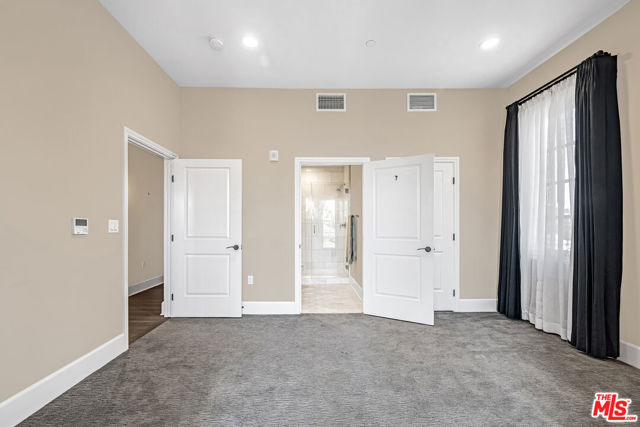 23500 Park Sorrento, Calabasas CA: https://media.crmls.org/mediaz/9dc09689-fc6f-4198-97b8-d9b25667bfde.jpg