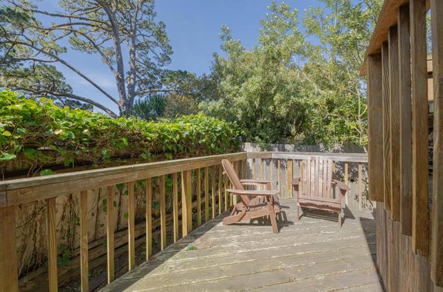1208 Presidio Boulevard, Pacific Grove CA: https://media.crmls.org/mediaz/9dc0af8e-8e72-4ca7-9960-7c5dea46719c.jpg