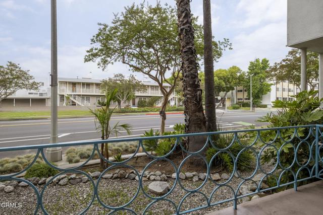 1000 Cordova Street, Pasadena CA: https://media.crmls.org/mediaz/9dc0d237-7fd5-4298-b5ae-7bc6206f2cf1.jpg