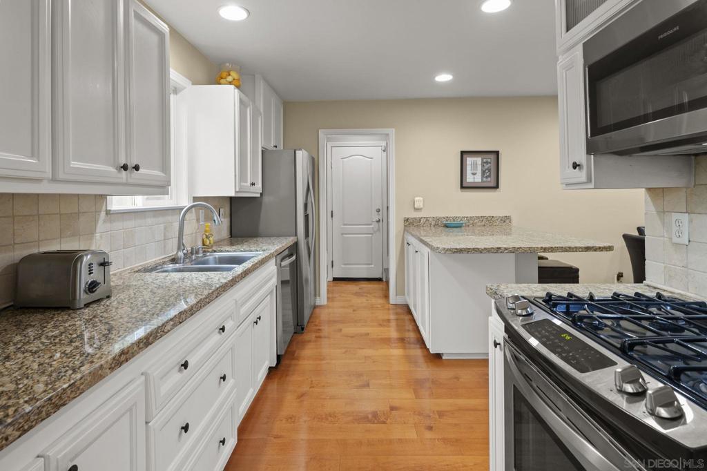 12623 Mustang Dr - photo 13