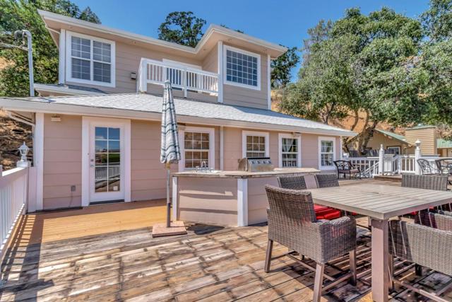3848 Mariposa Drive, Clearlake CA: https://media.crmls.org/mediaz/9dc1f4a4-649b-4f75-9caf-4559d69d3b30.jpg