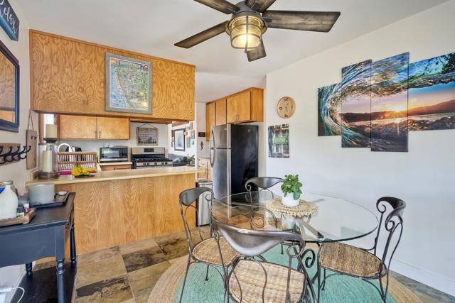 Detail Gallery Image 16 of 34 For 1080 Buena Pl, Carlsbad,  CA 92008 - – Beds | – Baths