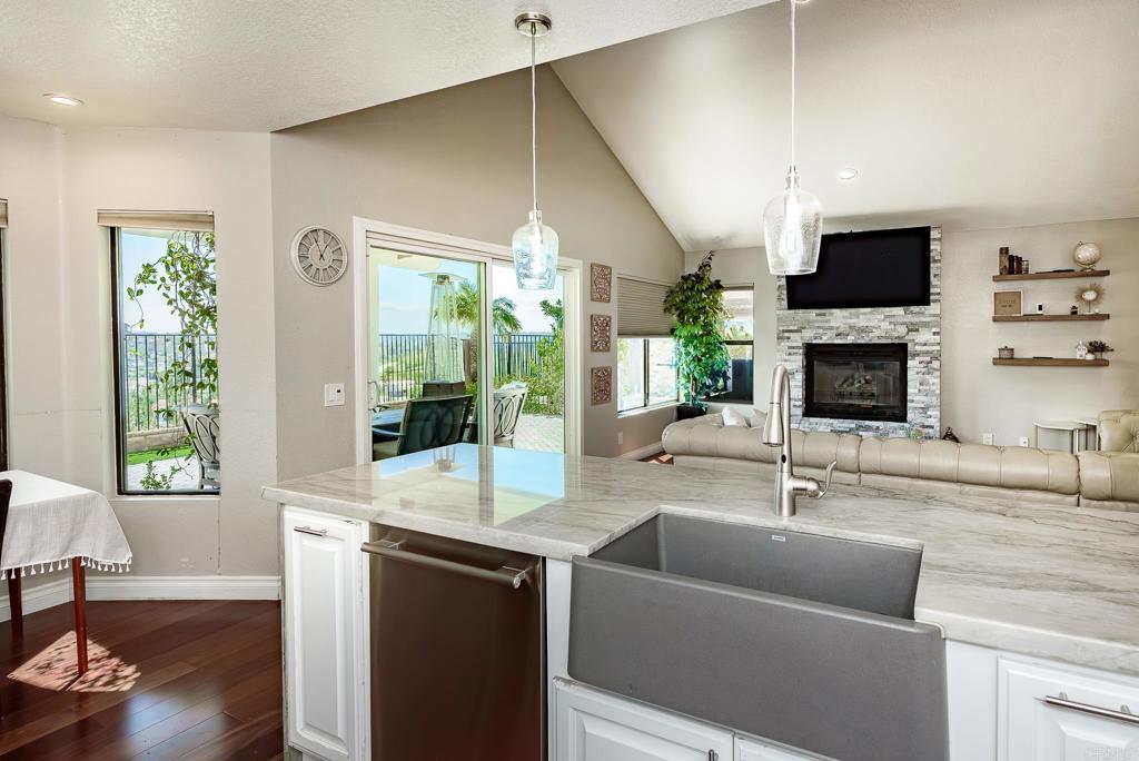 12631 Alcacer Del Sol - photo 19