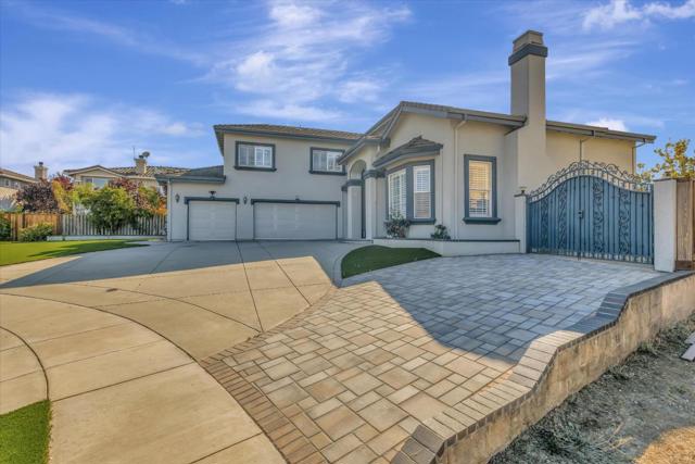5213 Silvercrest Ridge Court, San Jose CA: https://media.crmls.org/mediaz/9dc4846d-23de-4e69-8c8c-637058f7c4df.jpg