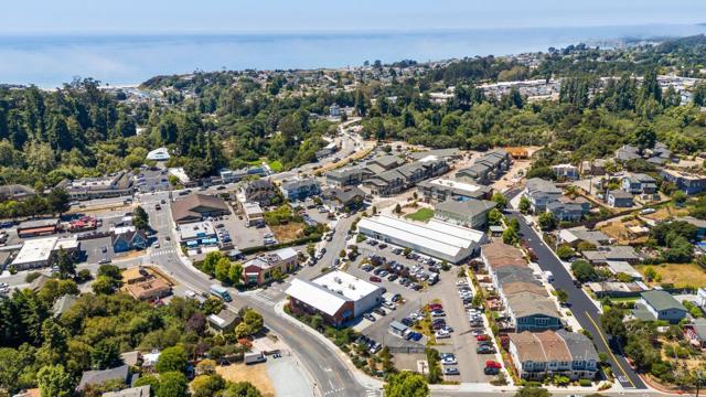 674 Clubhouse Drive, Aptos CA: https://media.crmls.org/mediaz/9dc5a056-23db-42f3-ab65-de2a8b966136.jpg