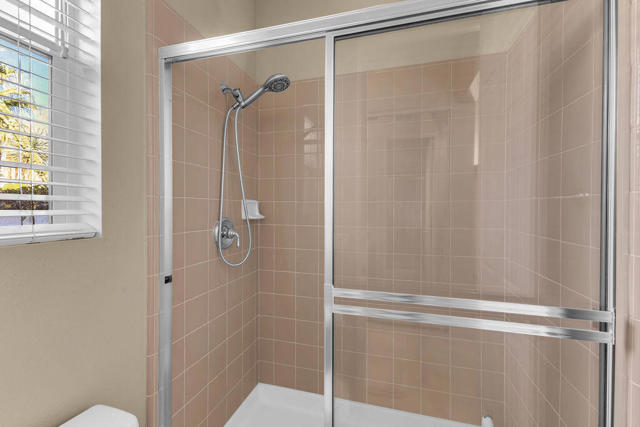 29 Calle La Reina, Rancho Mirage CA: https://media.crmls.org/mediaz/9dc702b9-d495-434a-902d-2a011c0d0b8e.jpg